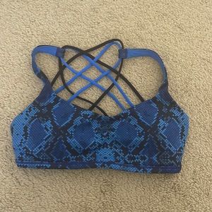 Lululemon born to be free bra top